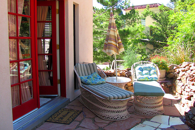 Jerome Bed and Breakfast outdoor patios