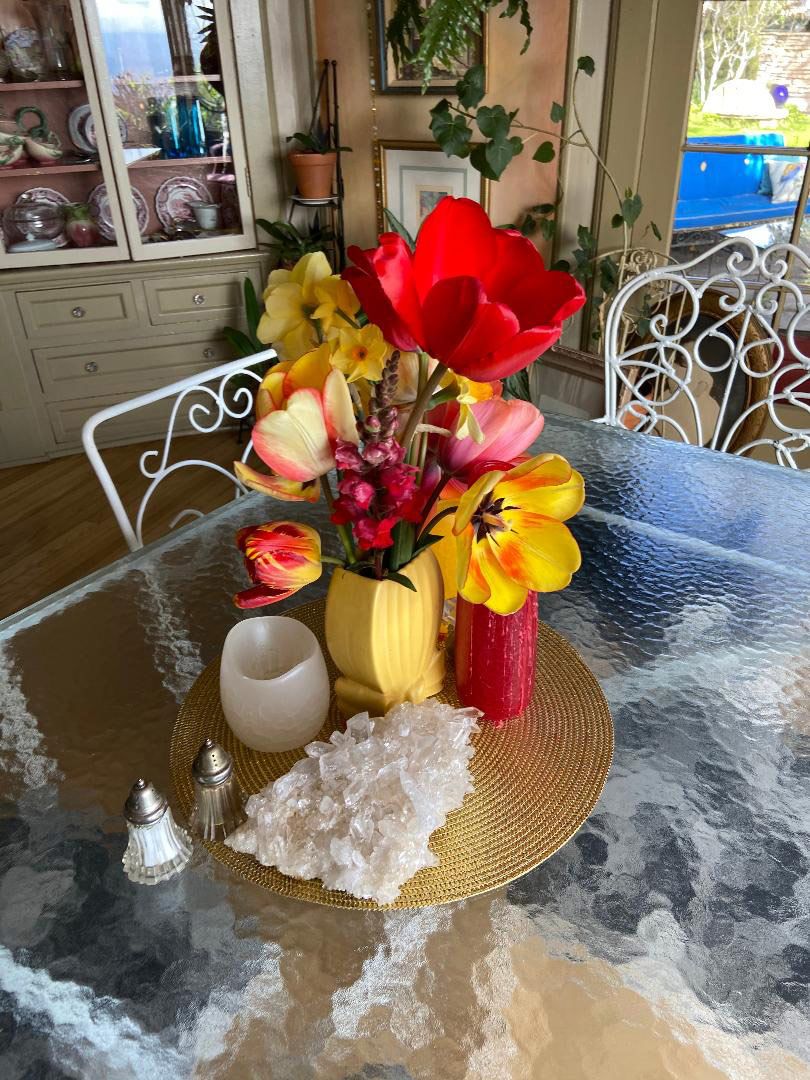 Breakfast table centerpiece Breakfast table centerpiece